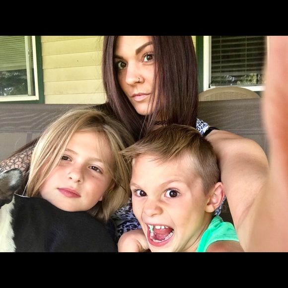 Meet your Posher, Jessica Mae π - Picture 2 of 7